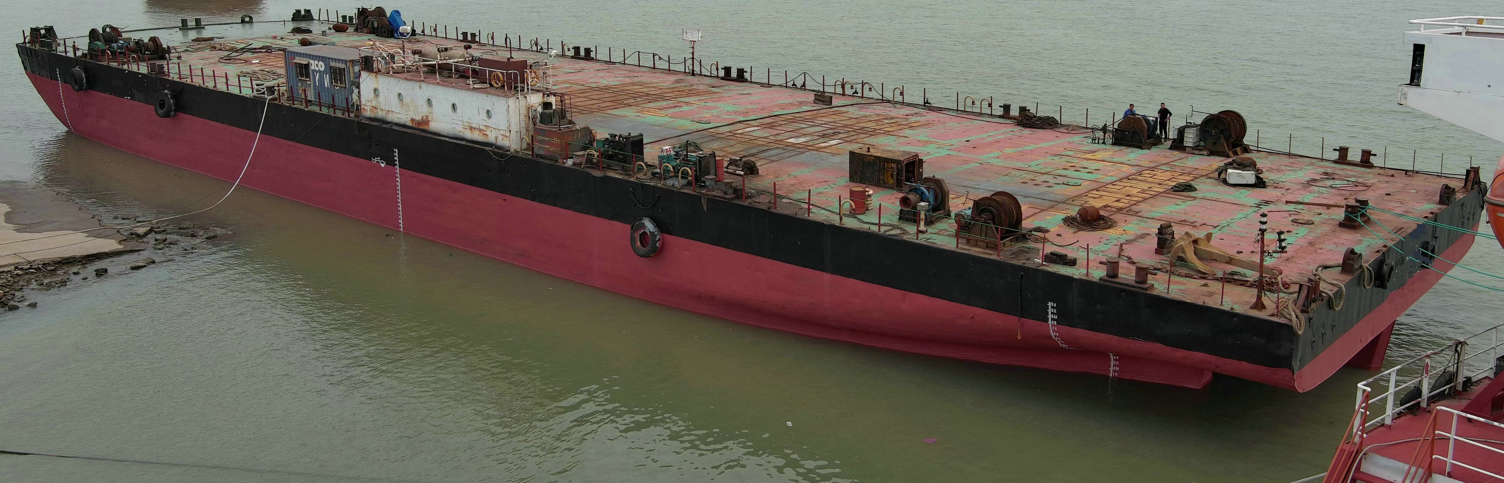 售:2015年近海6000吨无动力驳船
