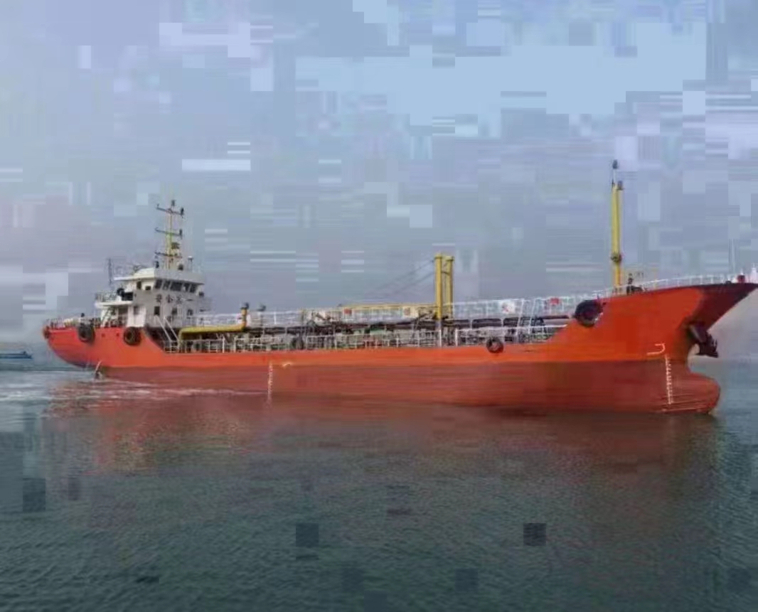 出售 4700吨 油船 CCS