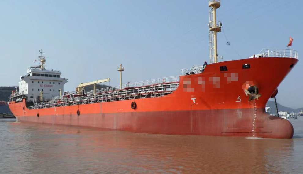 转：2012-6300吨油船