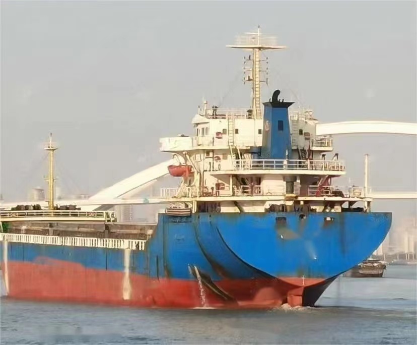 出售：2008-12000吨散货船