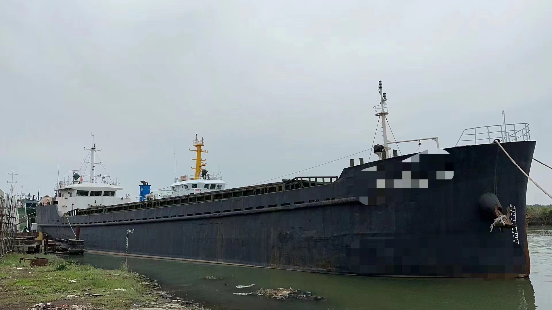出售实载2000吨干货船 双底双壳，通舱结构/ 2011年6月浙江建造/