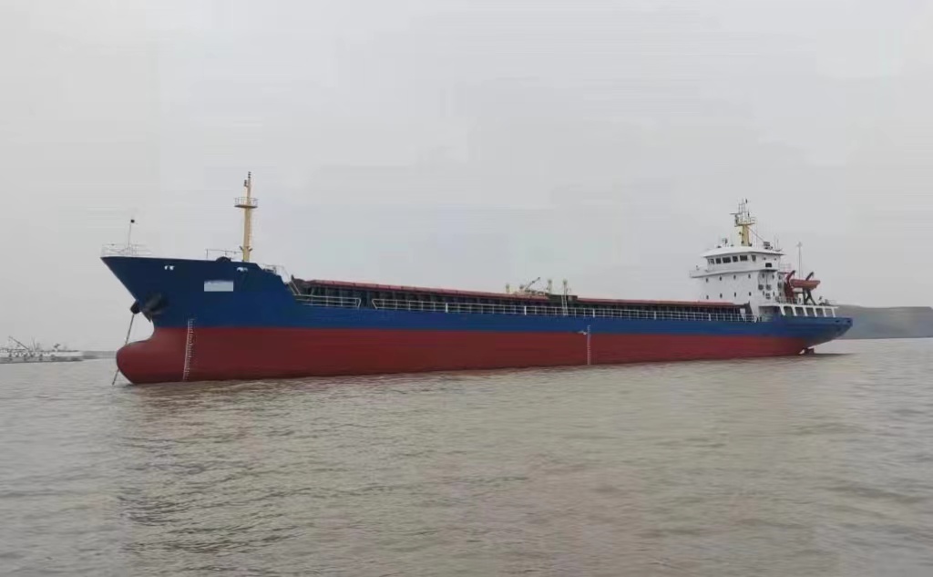 低价出售：4410吨散货船 2008年12月建造/