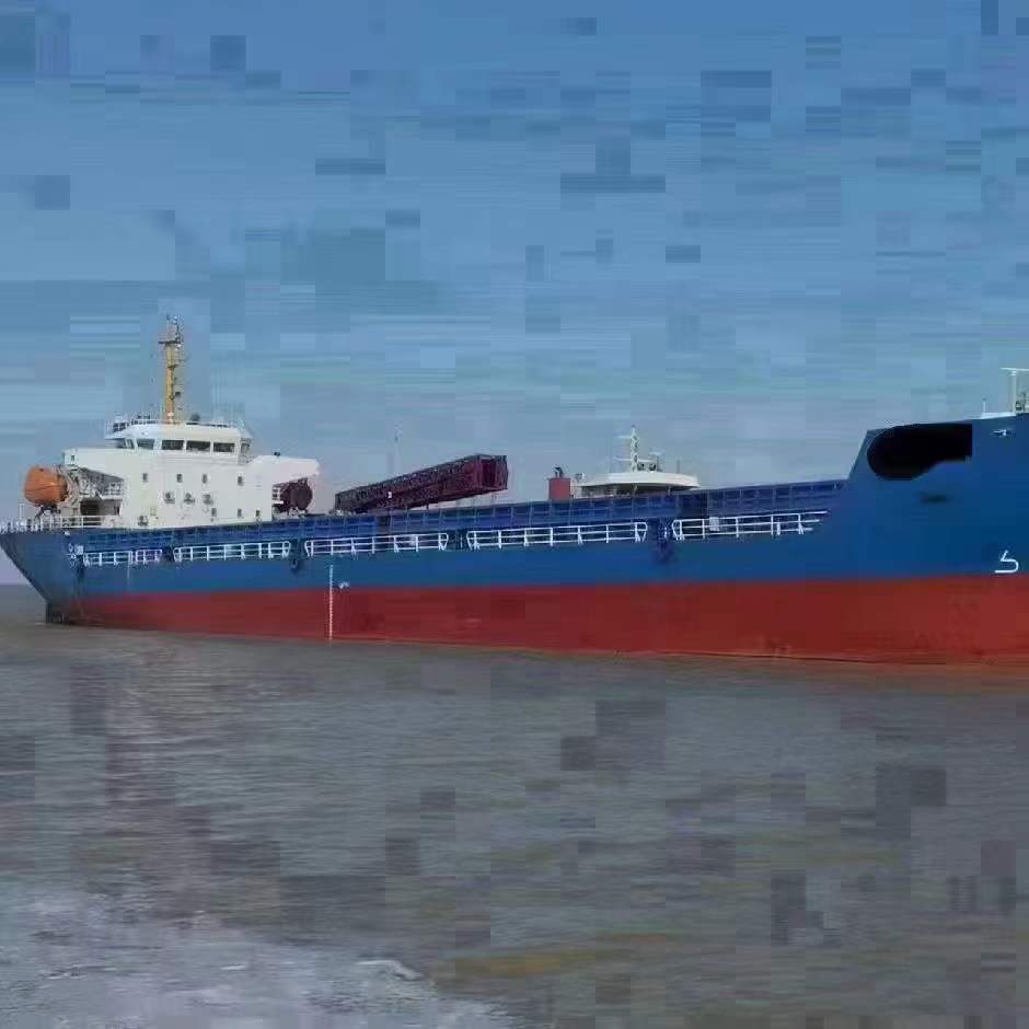 出售 8200吨  甲板货船 2200w