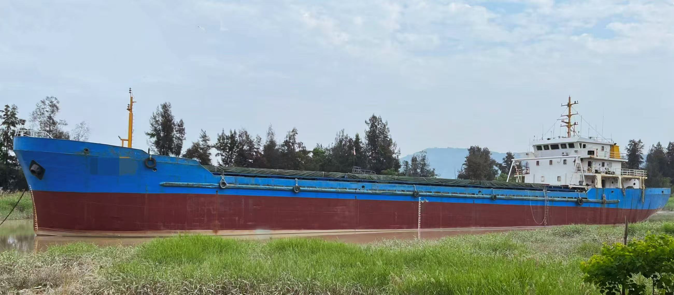出售:3760吨散货船 建造年份:2009年 建造地址:中国