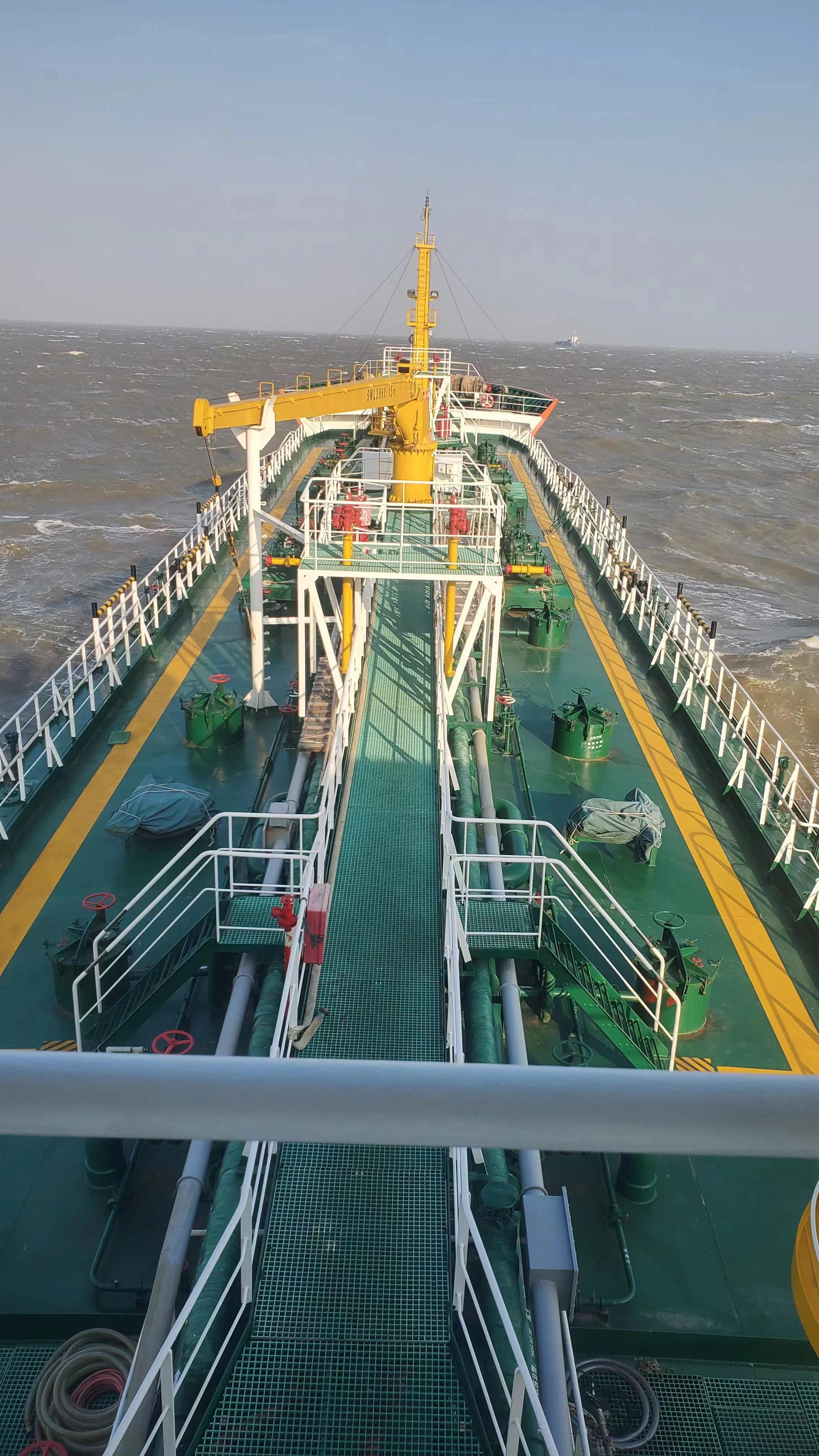 4210吨油船