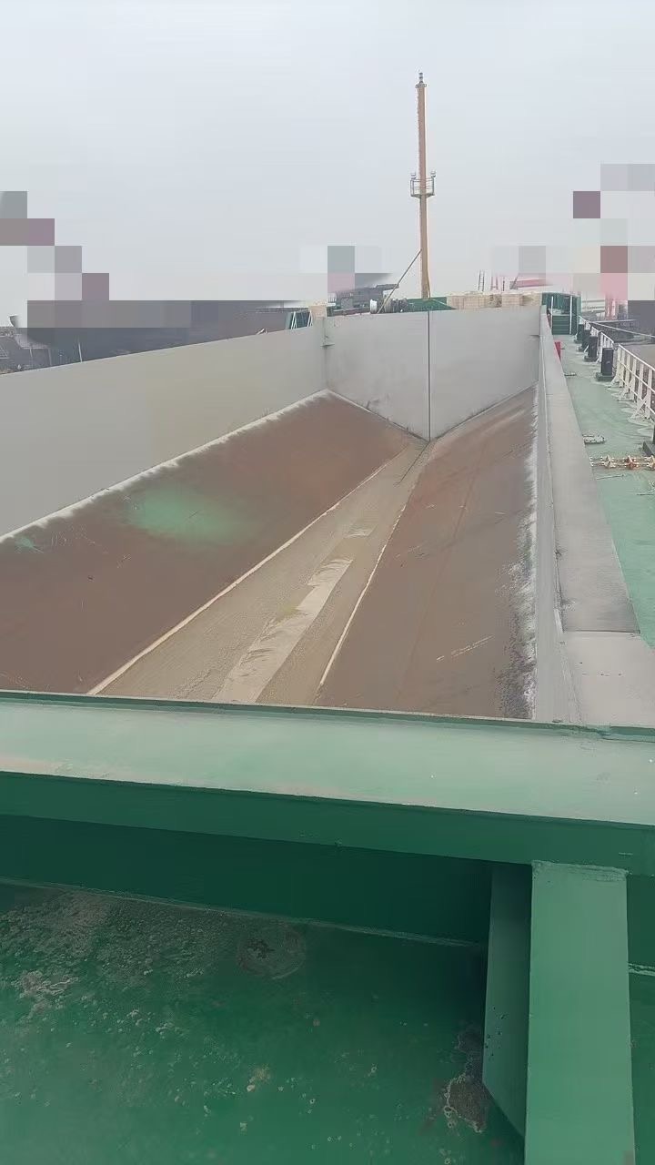 出售3600方开体泥驳船