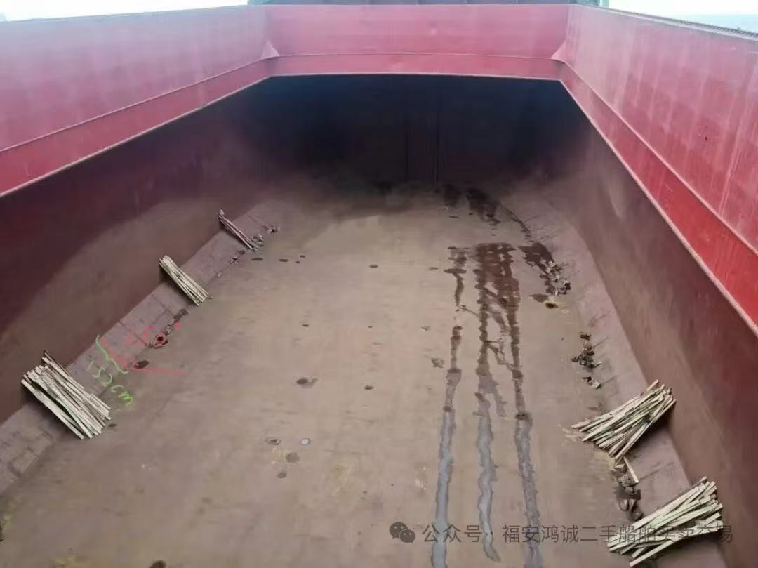 出售：7500吨双壳散货船 建造年份：2021年 建造地址：中国 浙江