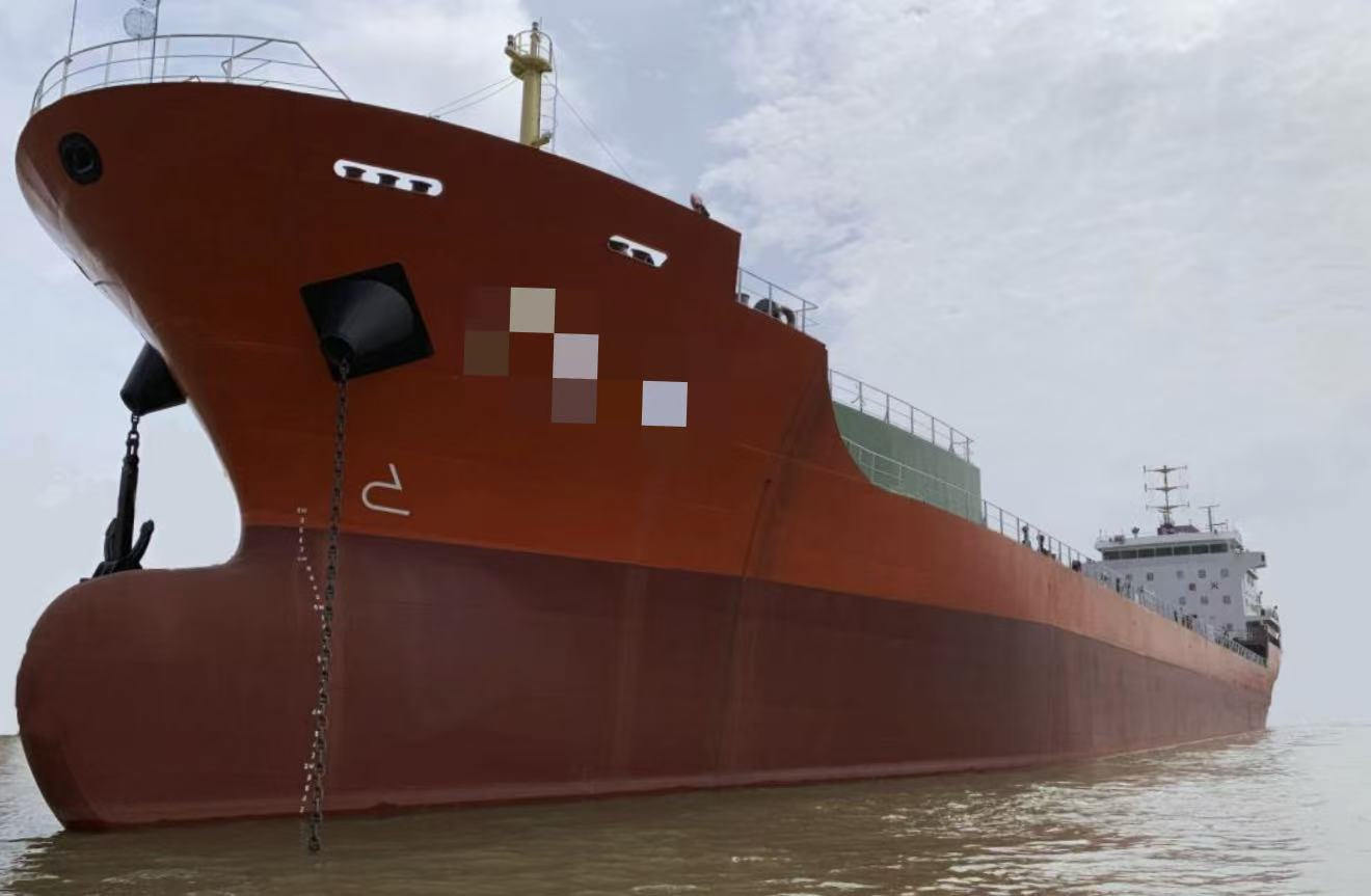 出售：10500吨双壳油船（闪点< 60’C) 建造年份：2019年