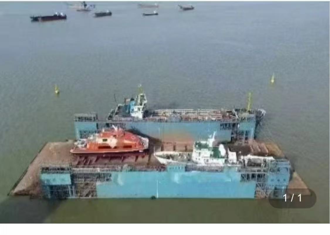 售6万吨级浮船坞由国内知名船厂建造,