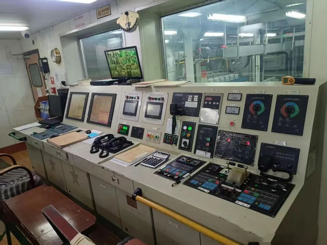 出售2012年造8400马力近海多功能拖轮 DP1 国内CCS检验