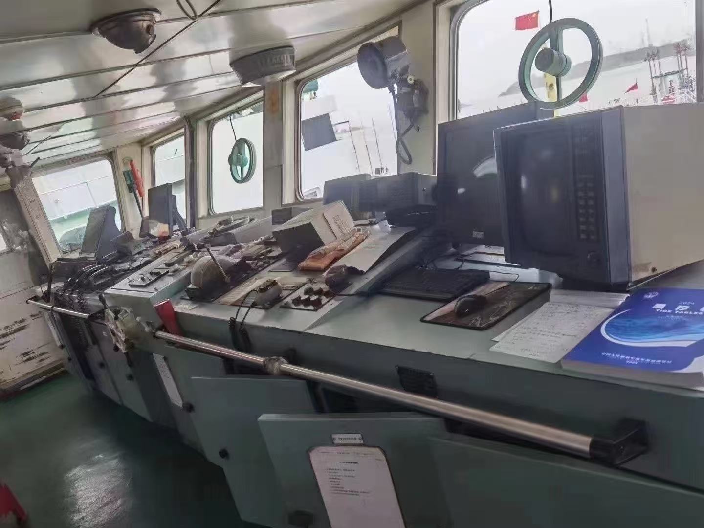 出售：2400吨双壳带加温油船 建造年份：2006年12月