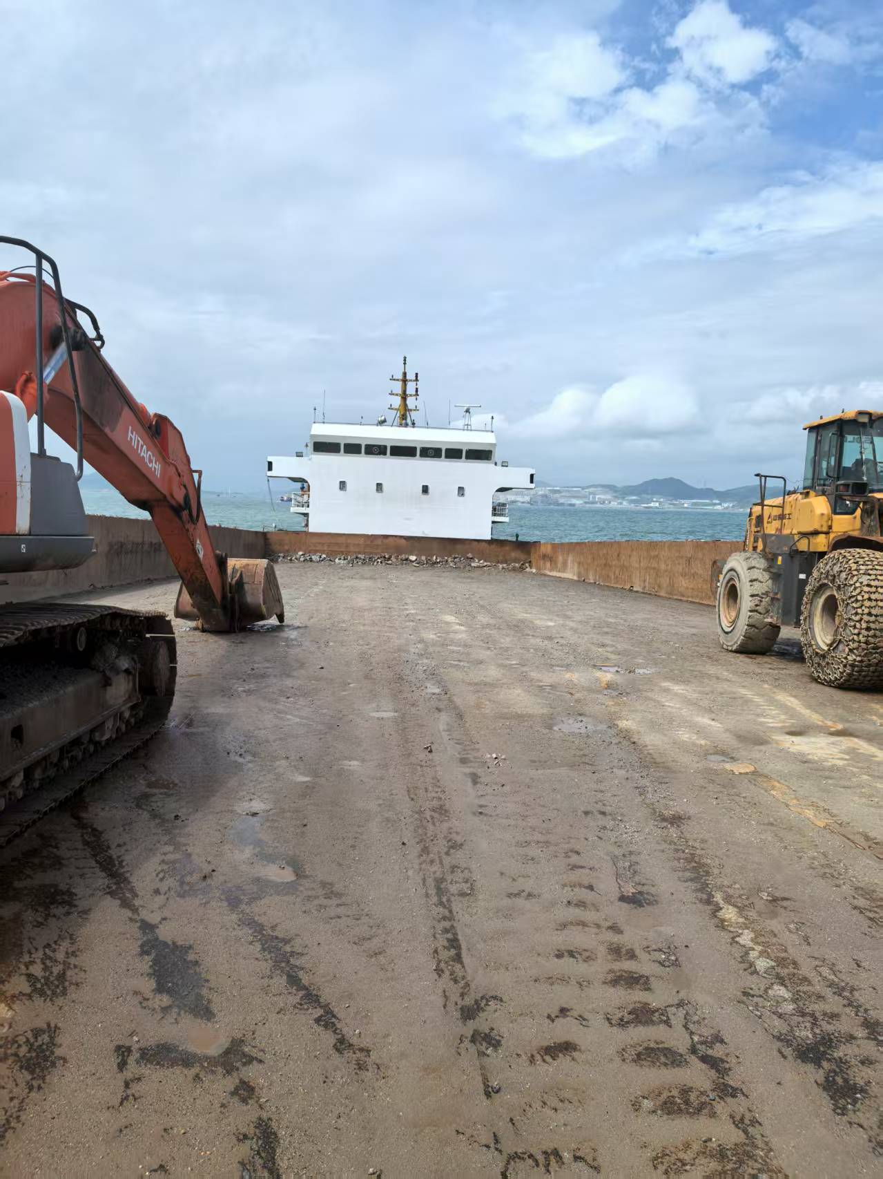 售:2021年沿海3660吨甲板货船