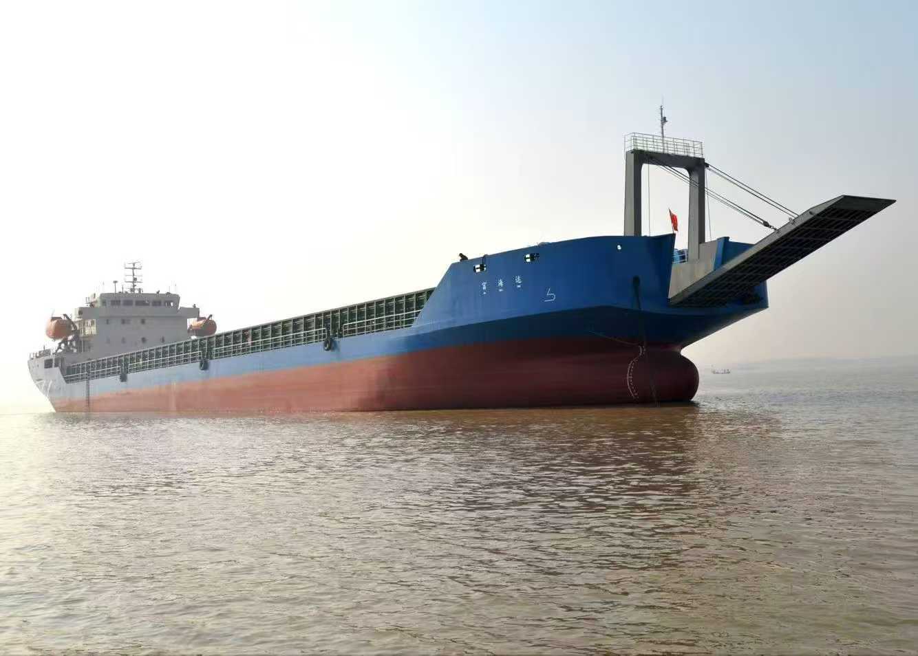 出售:后架:甲板驳2016年造9800多吨