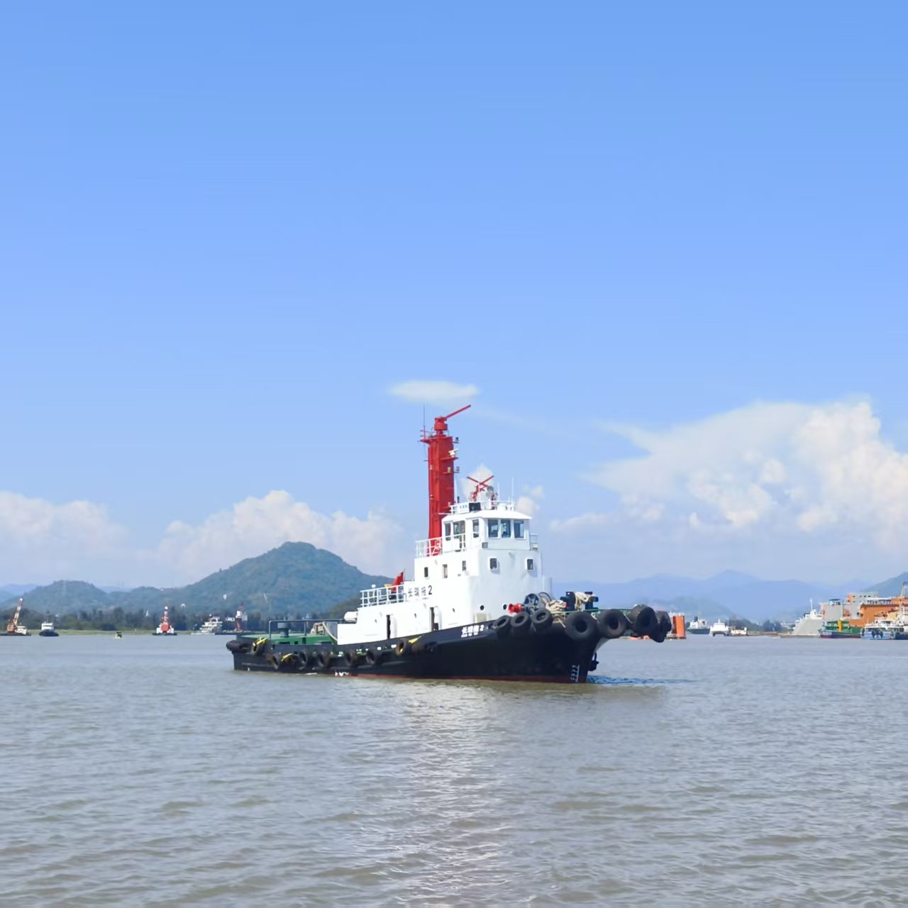 3200马力全回转拖轮