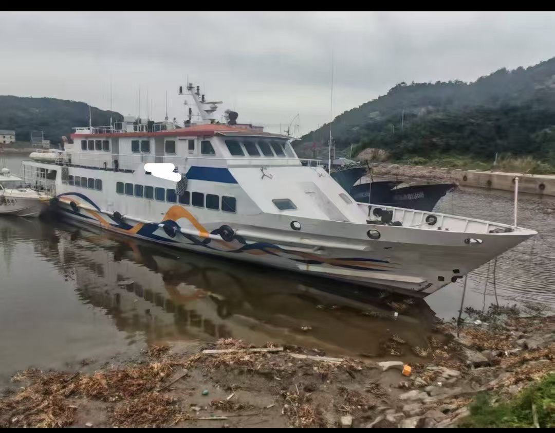 出售高速客船200人