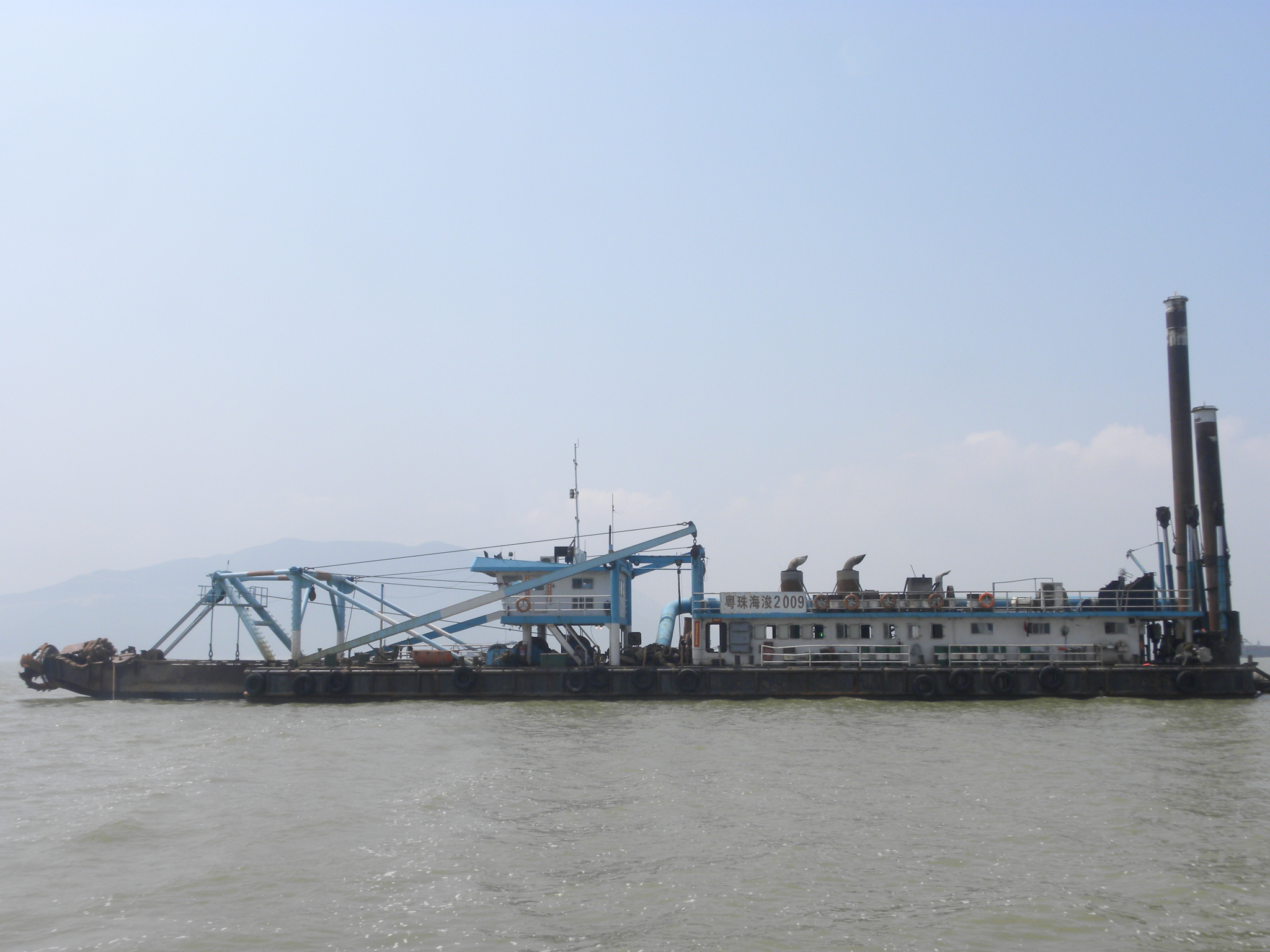 出售绞吸式挖泥船