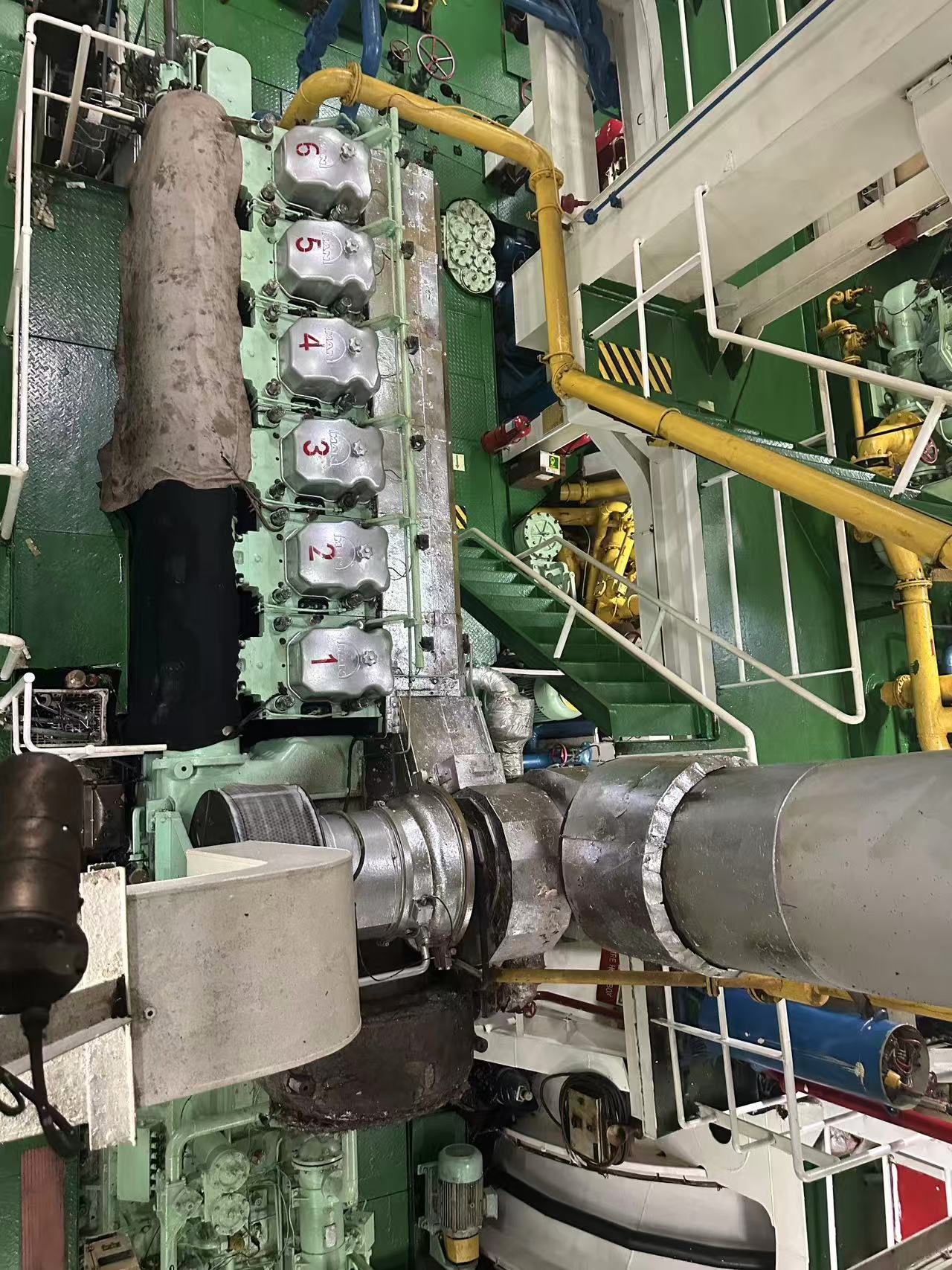 10500吨成品油船