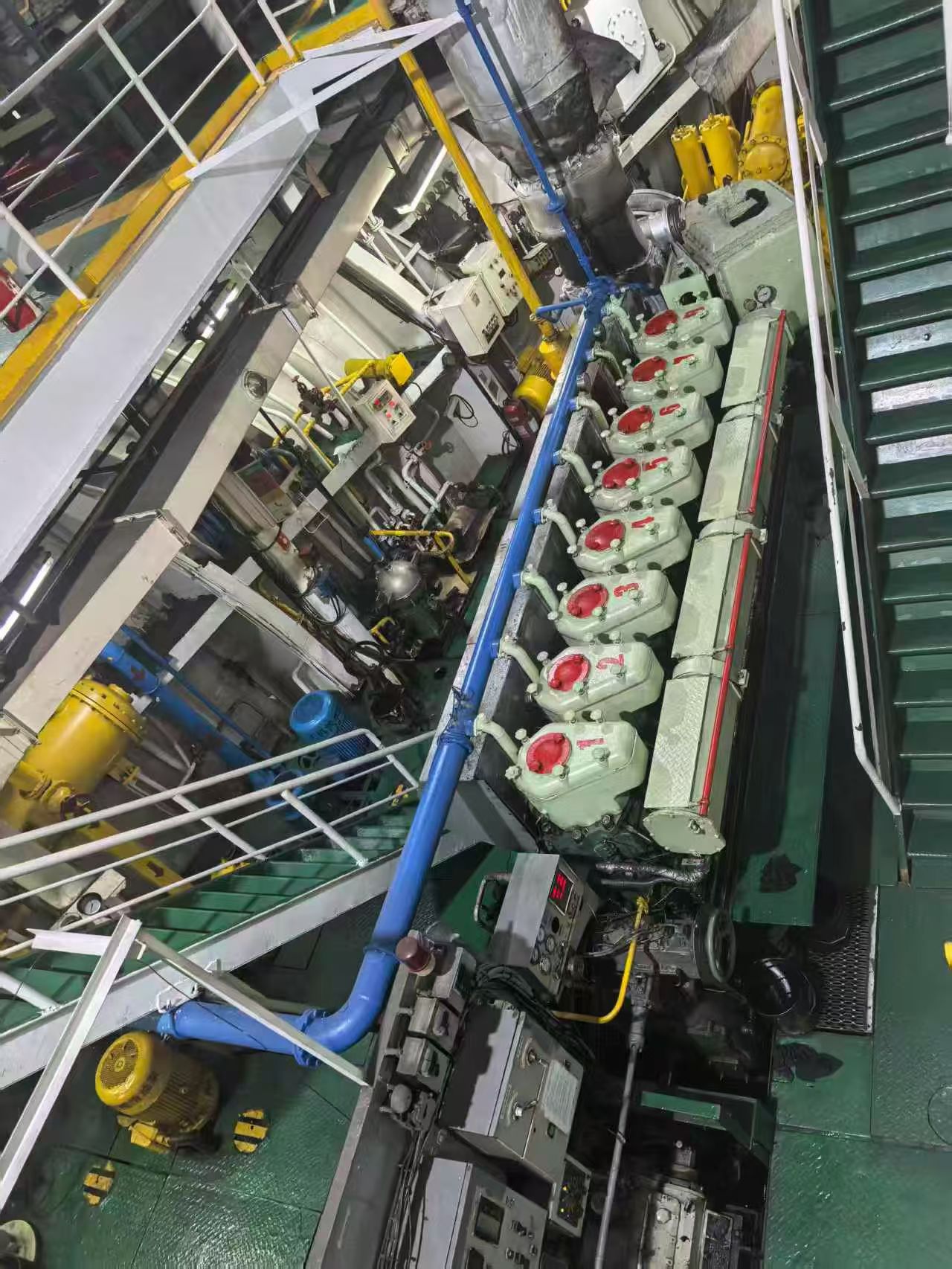 出售：带租约/2008年10300吨浙江造集装箱船（720TEU）