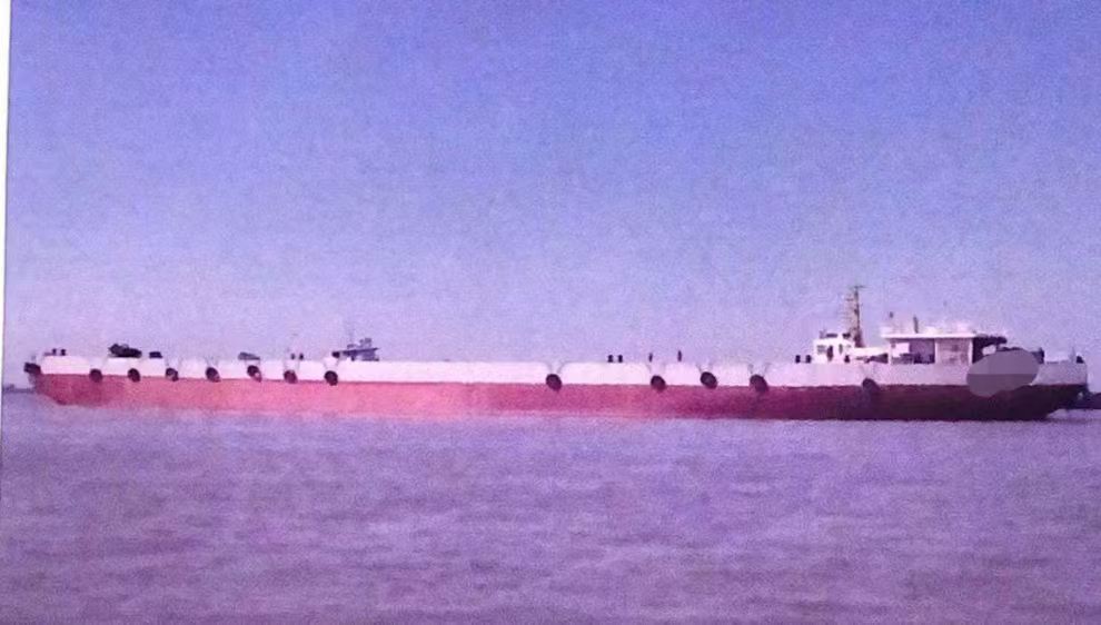 低价售2010年造13000吨近海非自航驳