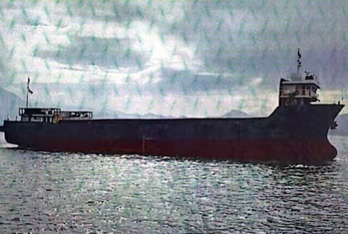 售2600吨敞口集装箱船2005年造