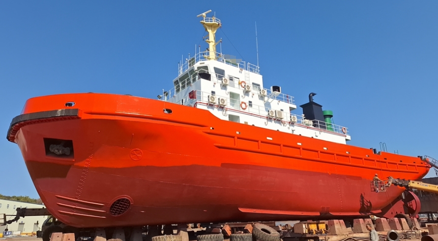 出售7200马力拖轮