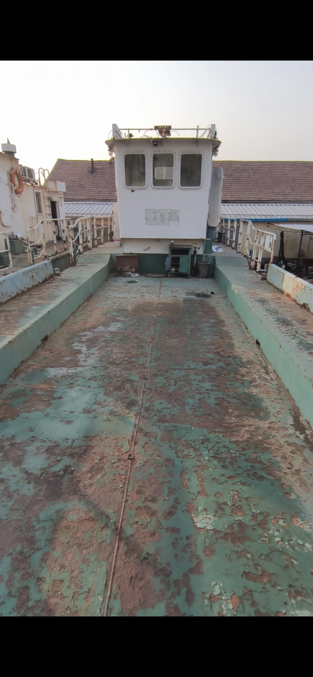 多用途平底船出售，轴流泵推进器，手续不谈