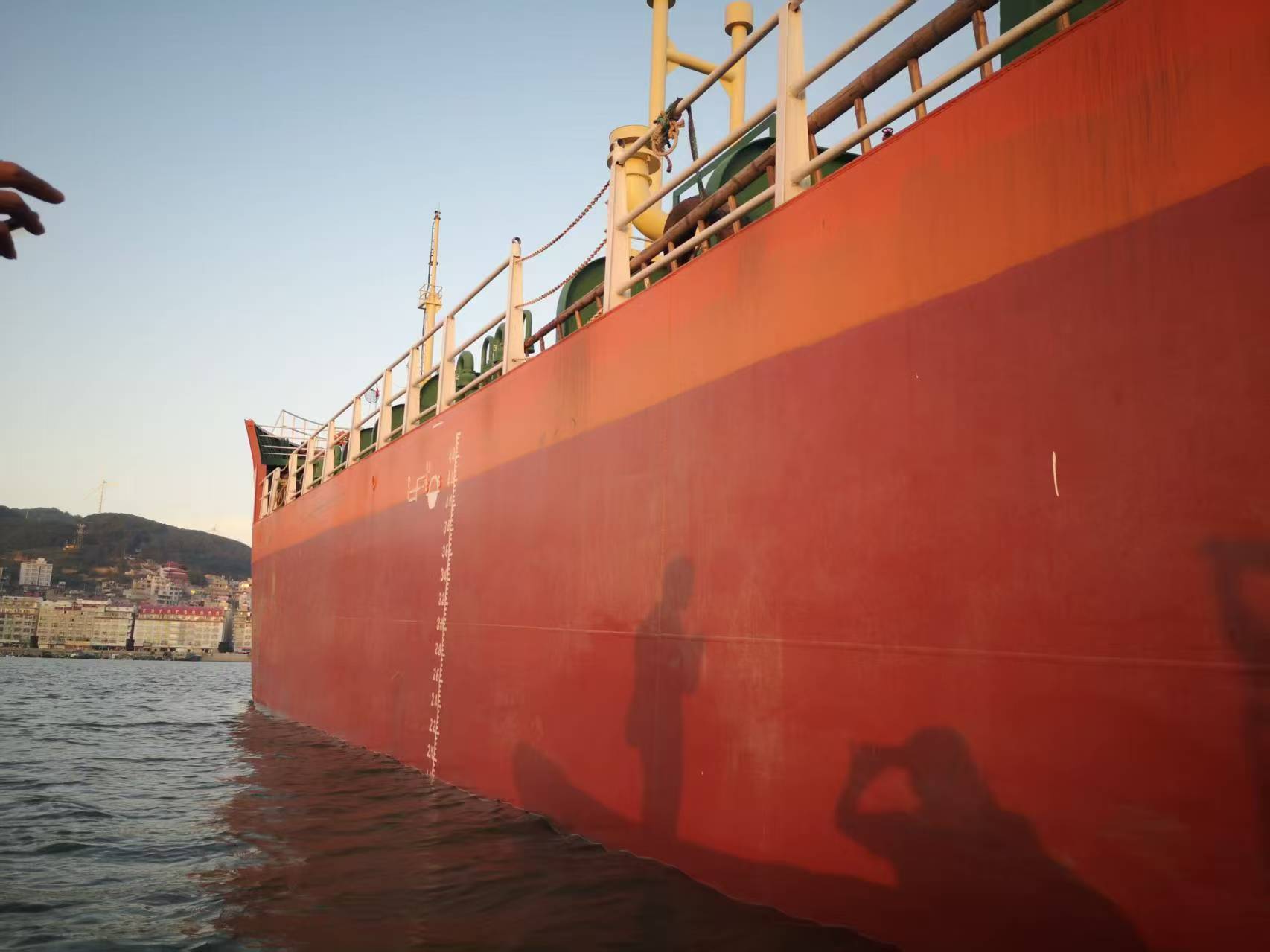 出售：1700吨双壳化学品油船 建造年份：2009年12月