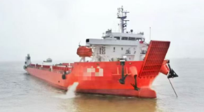 出售10000吨 甲板驳带挑板