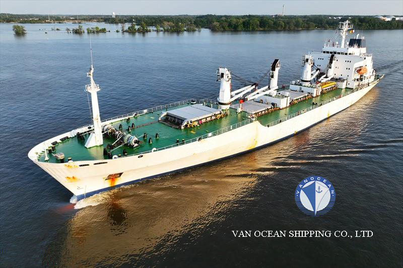 1986年/韩国造/冷藏船/REF928