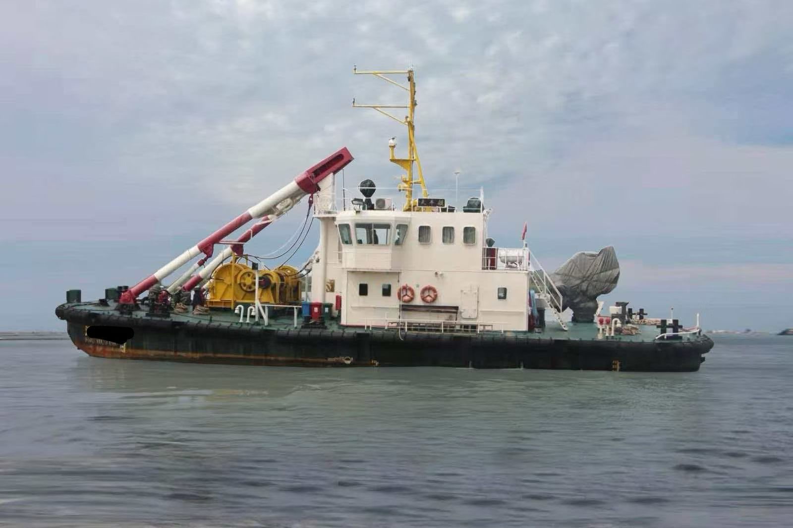 出售2007年造CCS沿海航区抛锚船1000马力