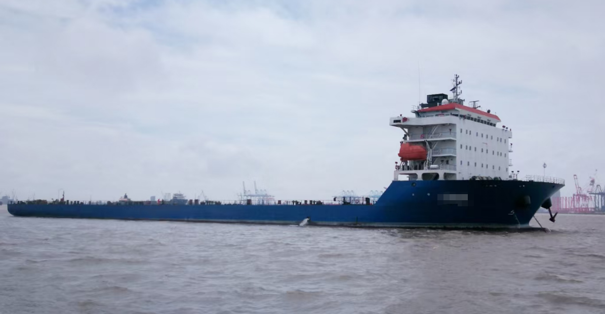 出售12000吨CCs无限航区甲板船