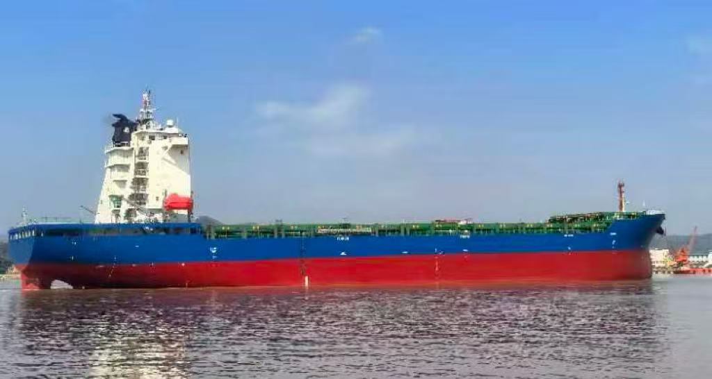 2022年23850吨集装箱船 年份/建造：2022年 中国