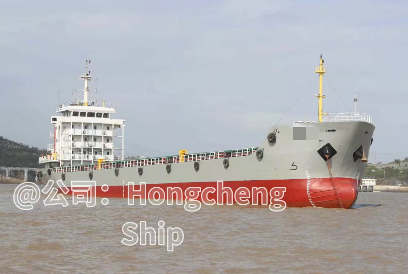 出售：269TEU 集装箱船 • 建造时间：2013年12月
