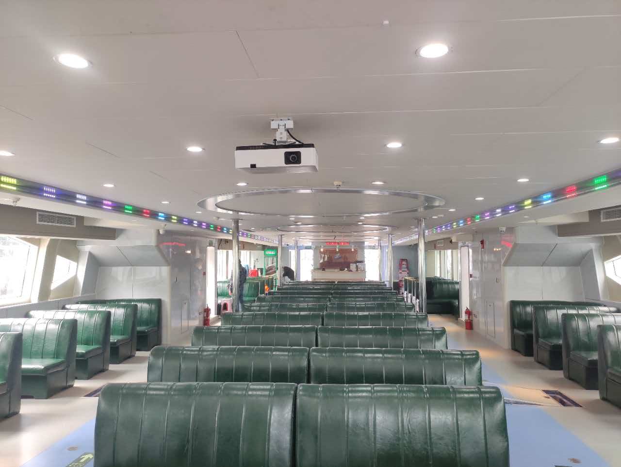 出售42米大型客船