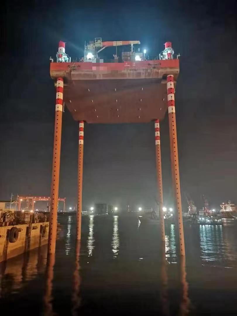 出售平台船