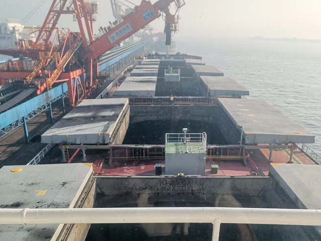转让2019年50000吨浙江造CCS检验散货船